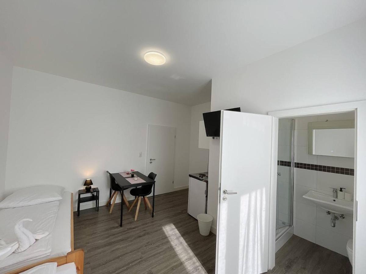 Comfortable Hostel In Wesseling Exterior foto