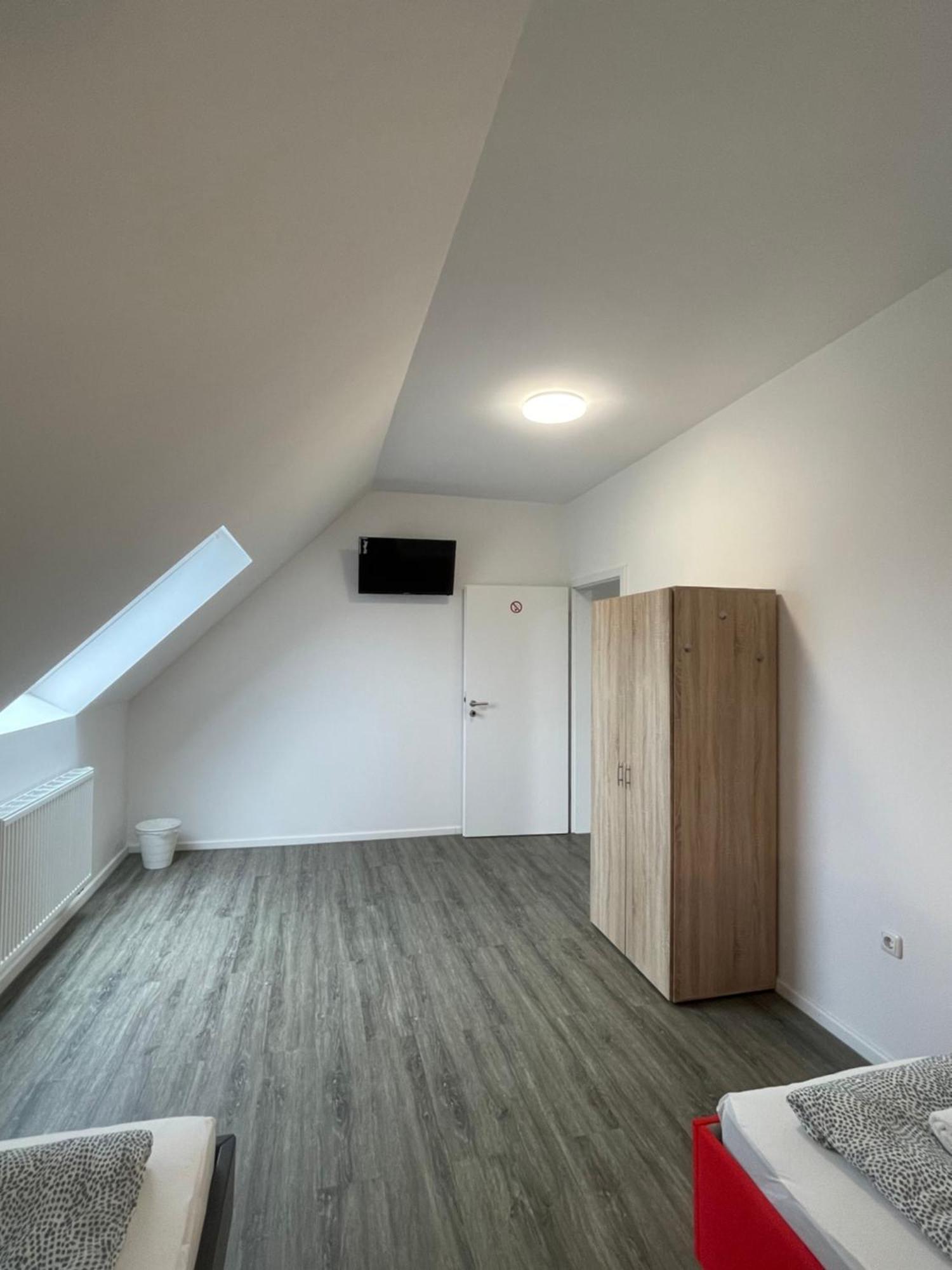 Comfortable Hostel In Wesseling Exterior foto