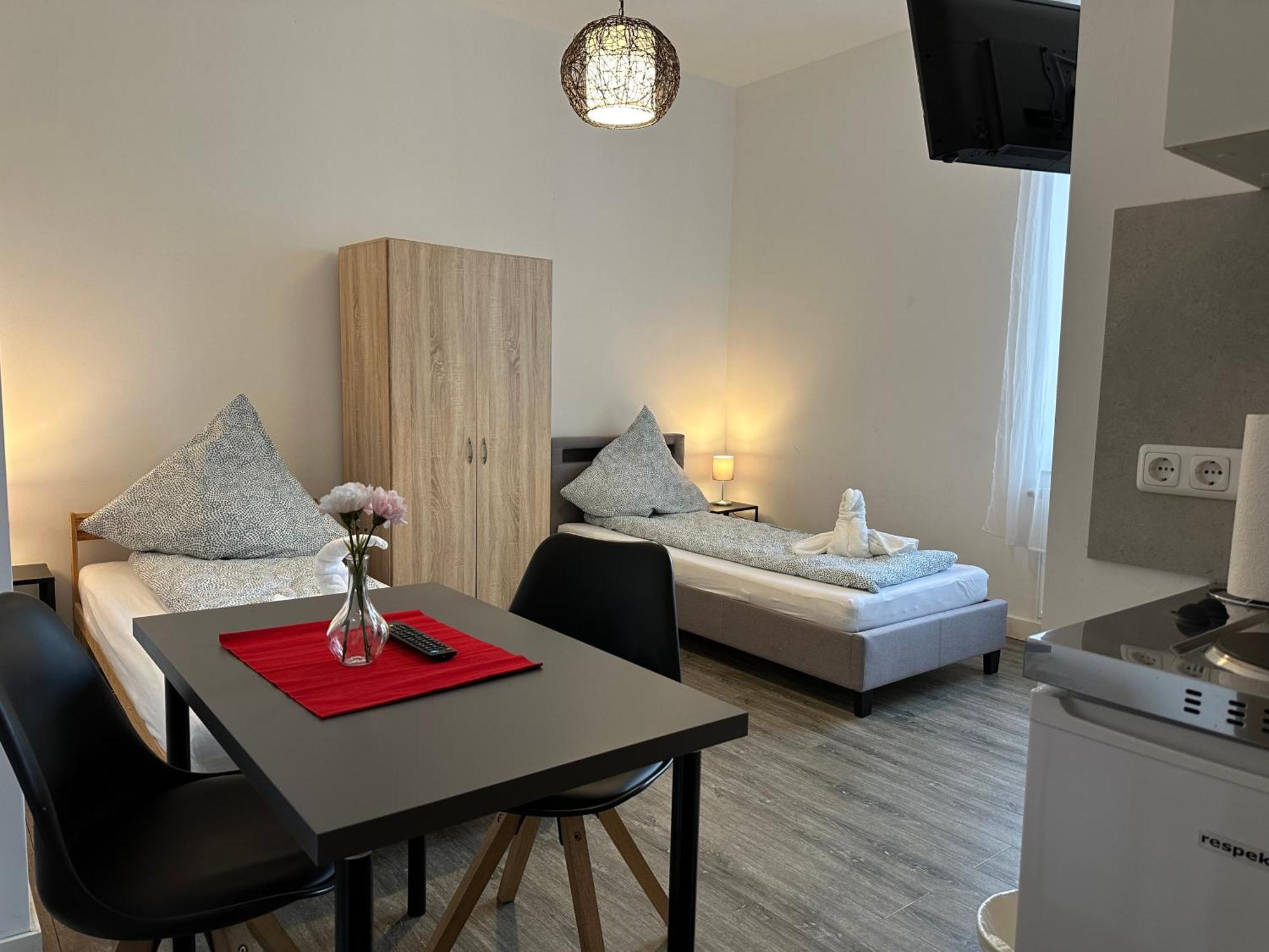 Comfortable Hostel In Wesseling Exterior foto